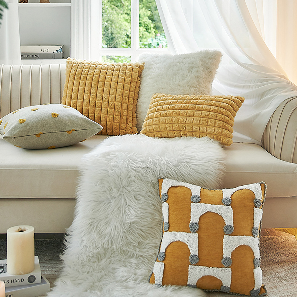 Bantal deko kusyen oker kuning musim sejuk