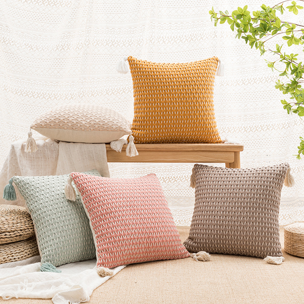 Bantal deko kusyen tassel anyaman jalinan